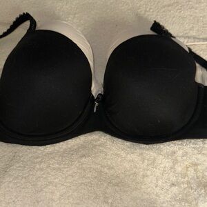Victoria's Secret Black and White Contour Bras with Underwire Support!